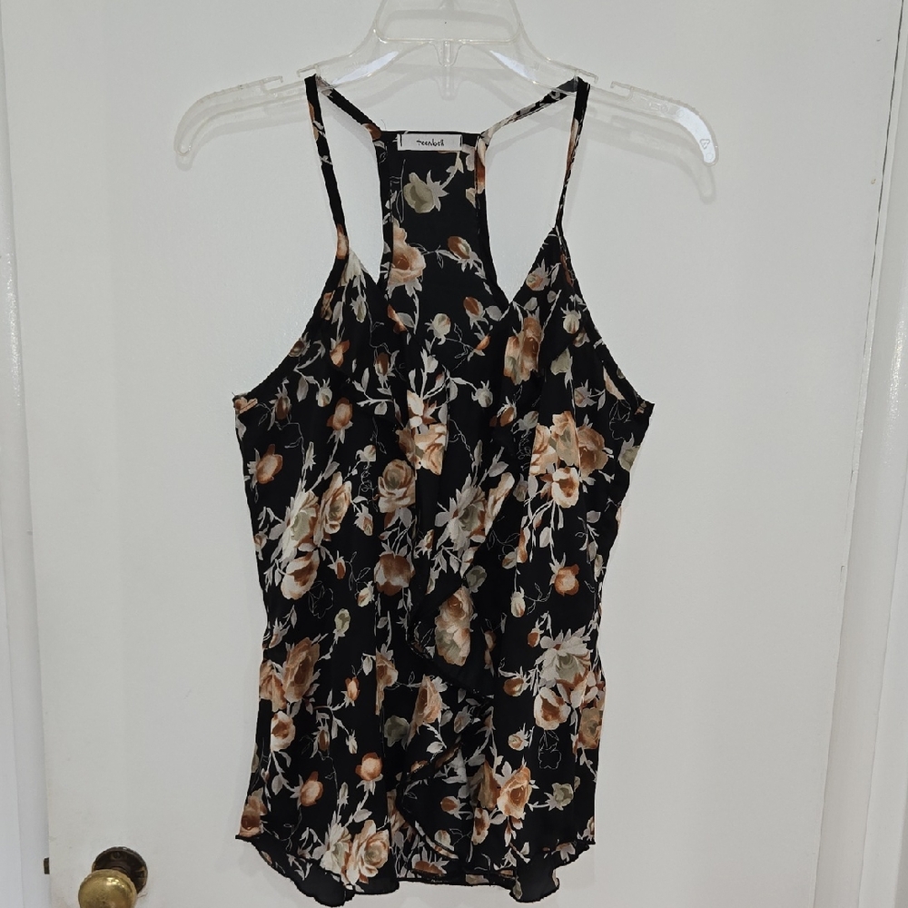 TeenBell Elegant Black and Cream Dark Floral Camisole